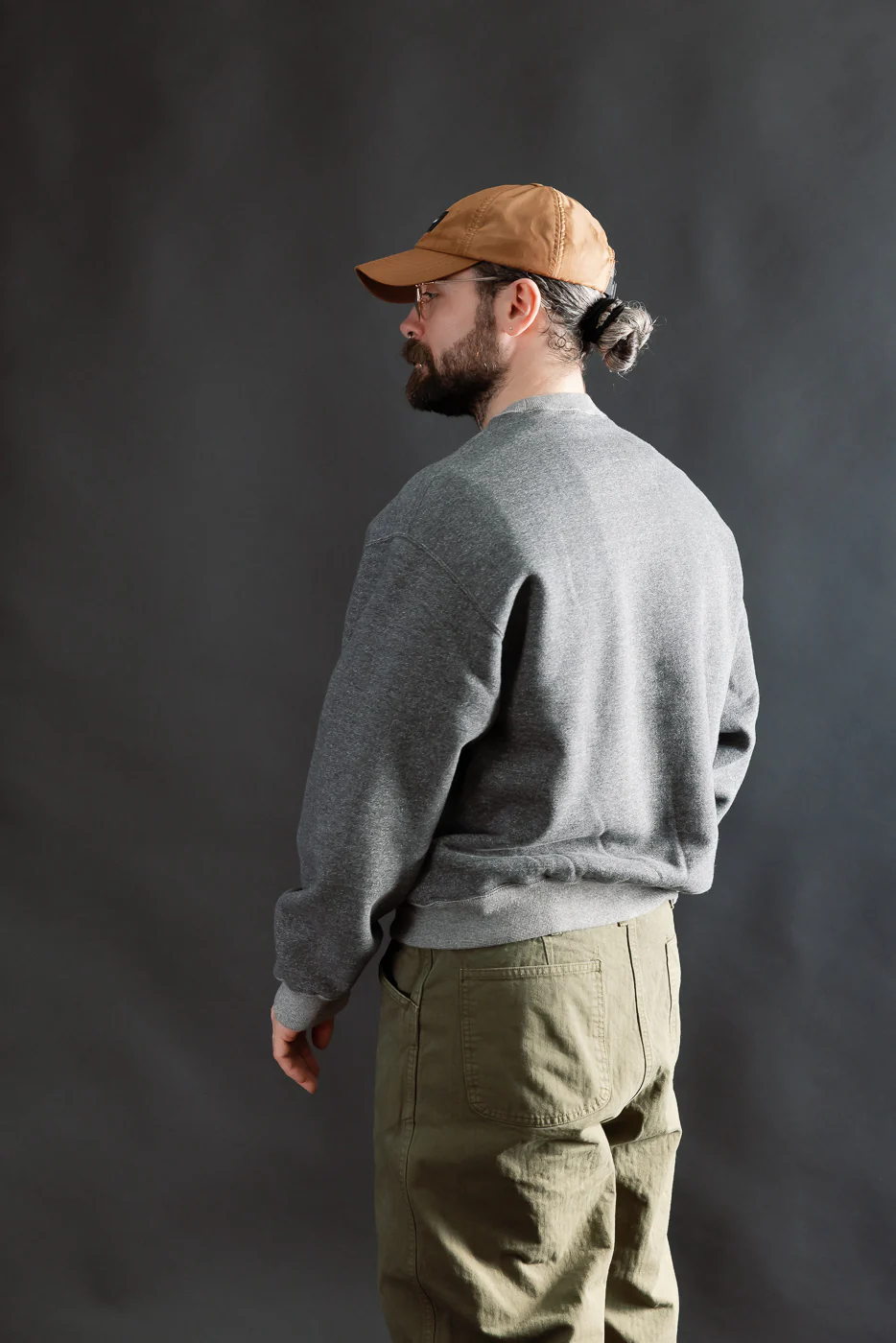 01-0041-60K - Relaxed Fit Densely Knit Sweatshirt - Charcoal Gray - Image 10