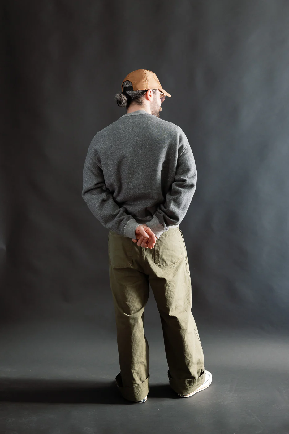 01-0041-60K - Relaxed Fit Densely Knit Sweatshirt - Charcoal Gray - Image 7