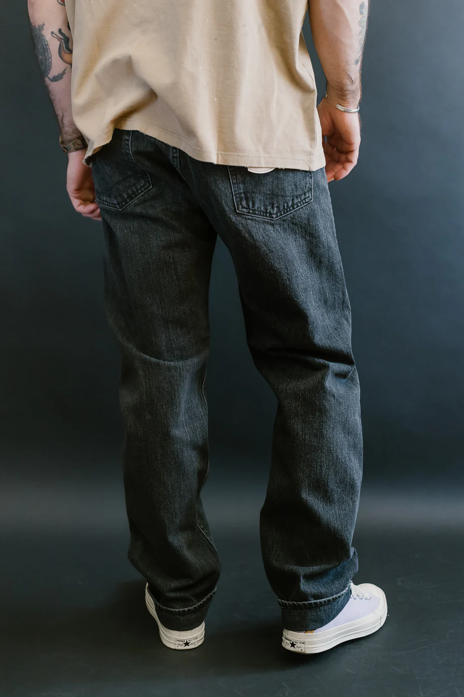 01-1050W-D61S - 105 - Standard Fit Selvedge Denim - Black Stone - Image 15