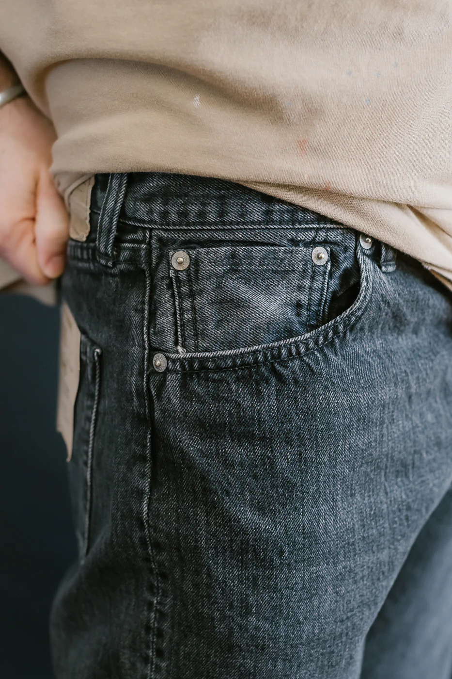 01-1050W-D61S - 105 - Standard Fit Selvedge Denim - Black Stone - Image 19