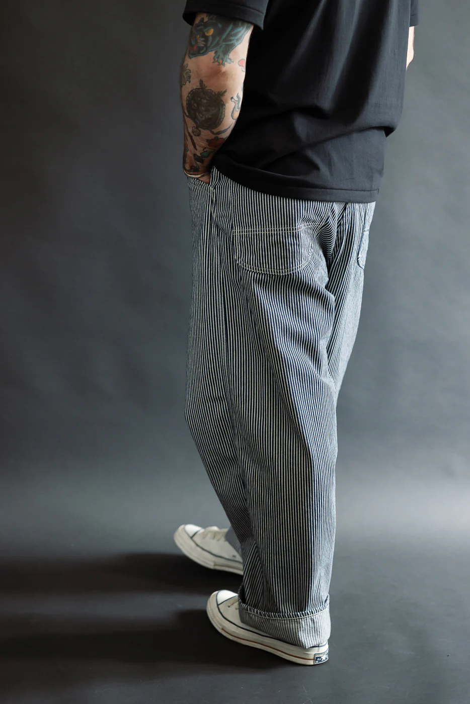 01-5126-181 - 30s Hickory Painter's Pants Wide Fit - Indigo, Ecru - Image 13