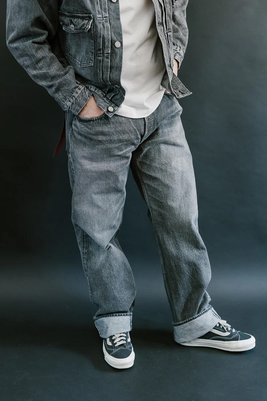 0105BKHW - 13.7oz Black Selvedge Denim Dartford - Wide Fit - Image 15