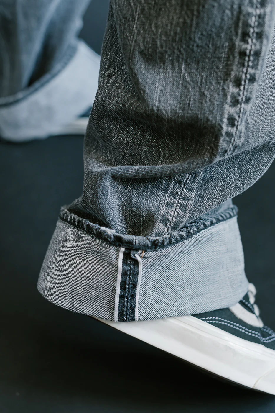 0105BKHW - 13.7oz Black Selvedge Denim Dartford - Wide Fit - Image 19