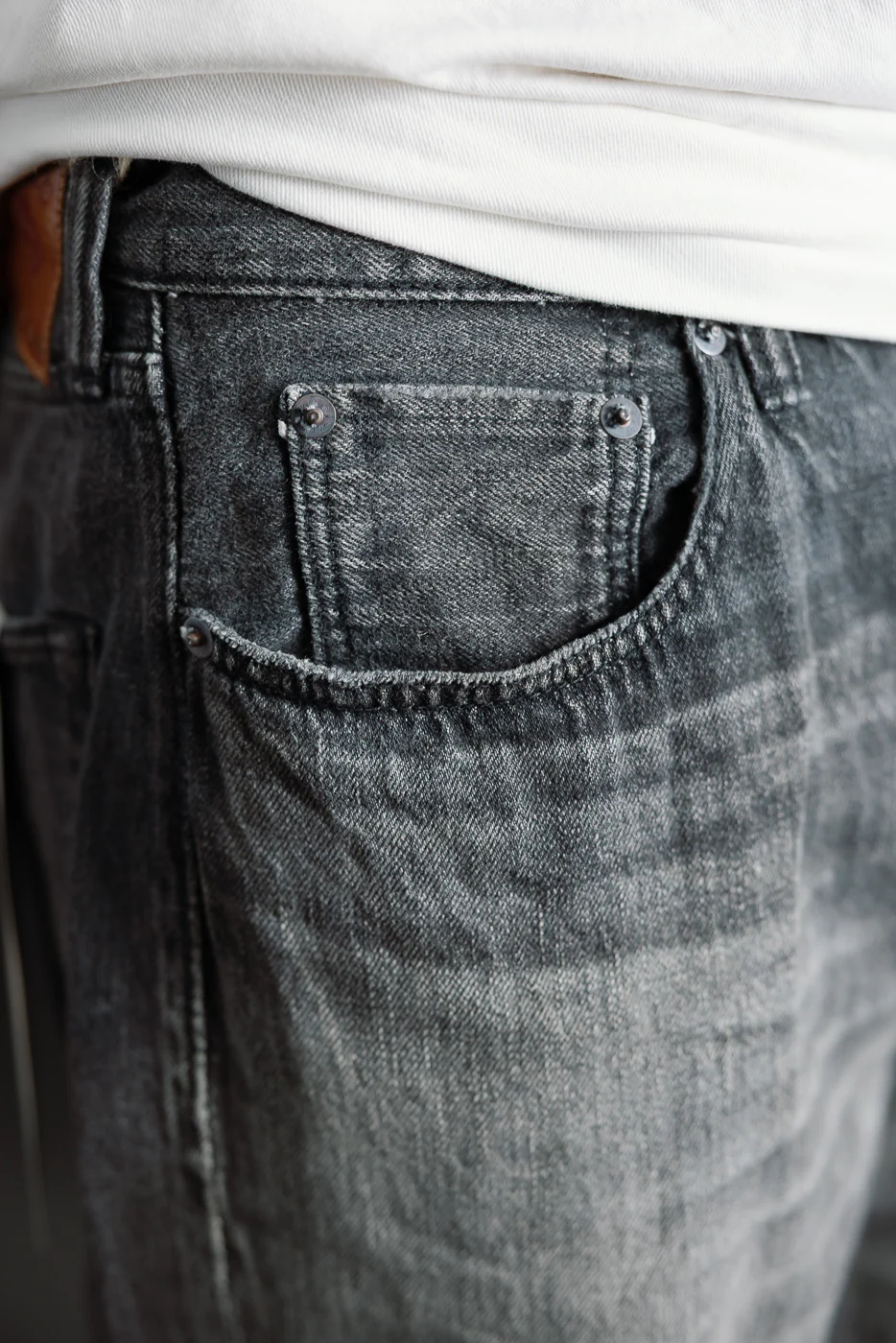 0105BKSSHW - 11.5oz "Super Smooth" Black Selvedge Denim Dartford Jeans - Wide Fit - Image 21
