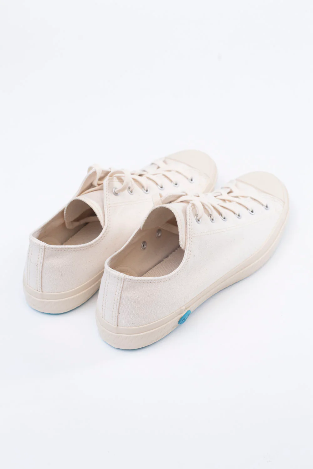 01JP Low Sneaker - White - Image 4