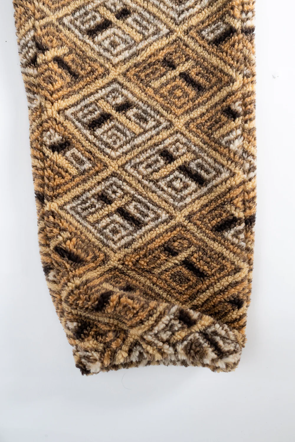 03-1006-AR - Boa Fleece Pants - African Pattern - Image 5