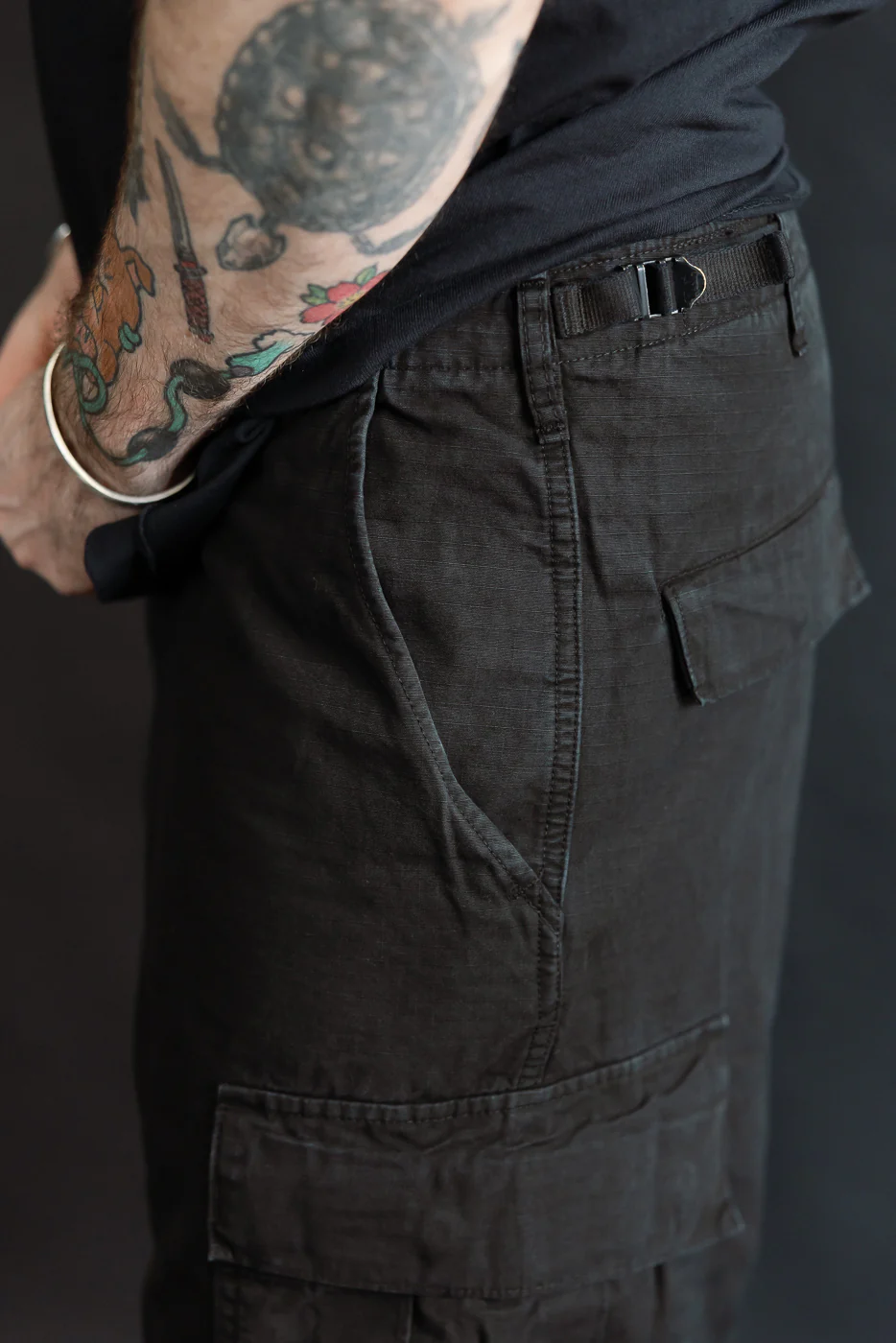 03-V5260RIP-61S - 6-Pocket Ripstop Cargo Trousers - Vintage Fit - Black Stone - Image 20