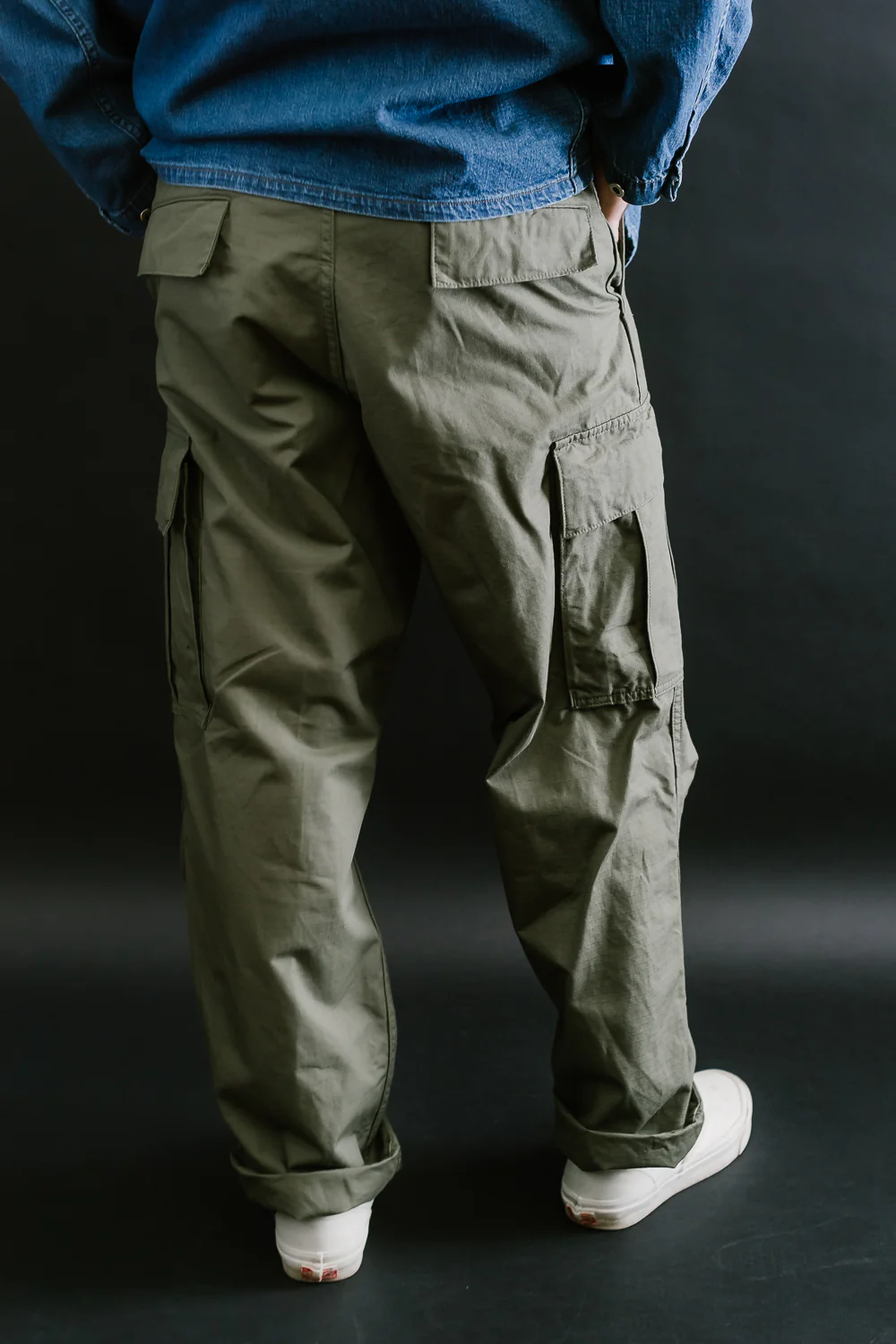 03-V5260RIP-76 - 6-Pocket Cargo Trousers - Vintage Fit - Olive - Image 15