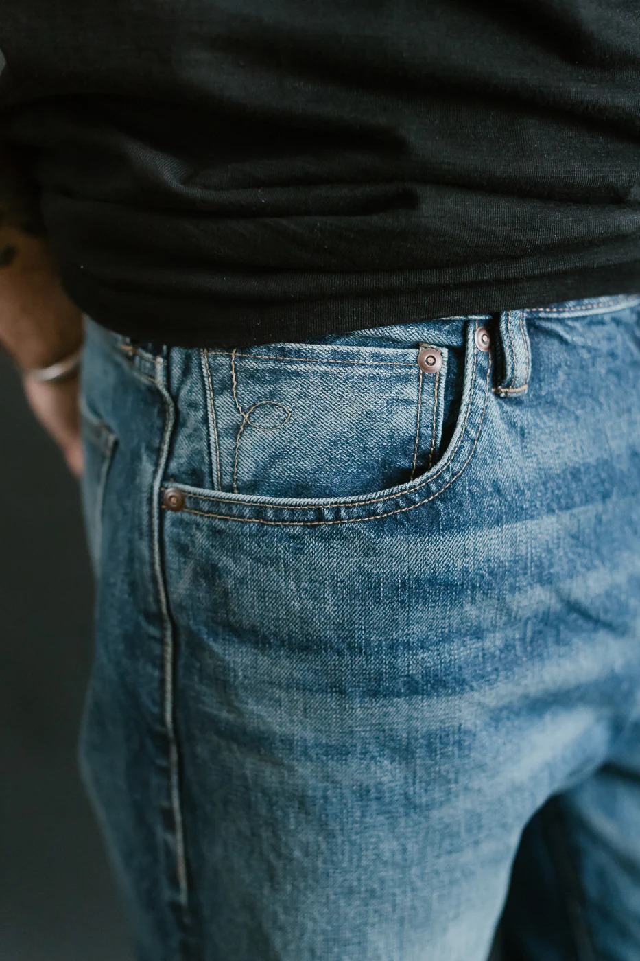 15oz - Vintage Washed Selvedge Strider Pant - Medium Indigo - Image 17