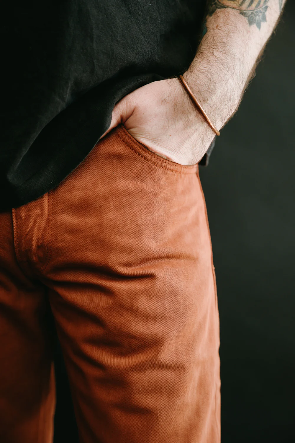 1852S - "Amami Dorozome" Relaxed Tapered Mud Dyed Eastern Jeans - Brown - Image 11