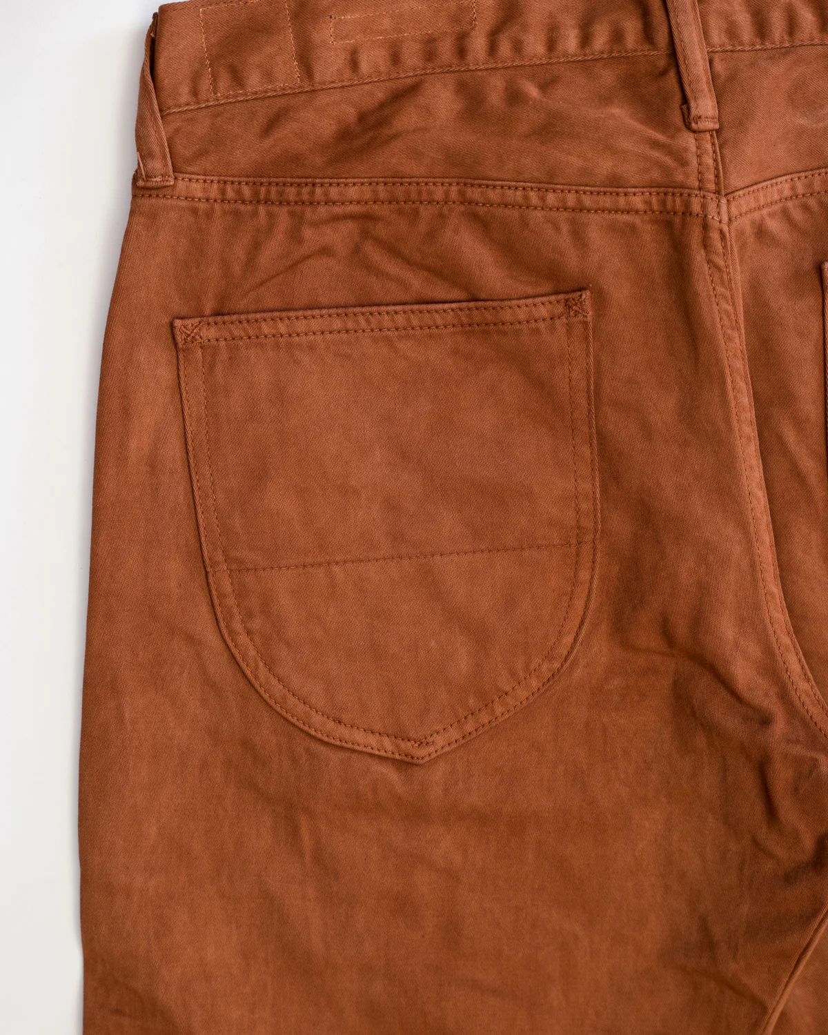 1852S - "Amami Dorozome" Relaxed Tapered Mud Dyed Eastern Jeans - Brown - Image 5