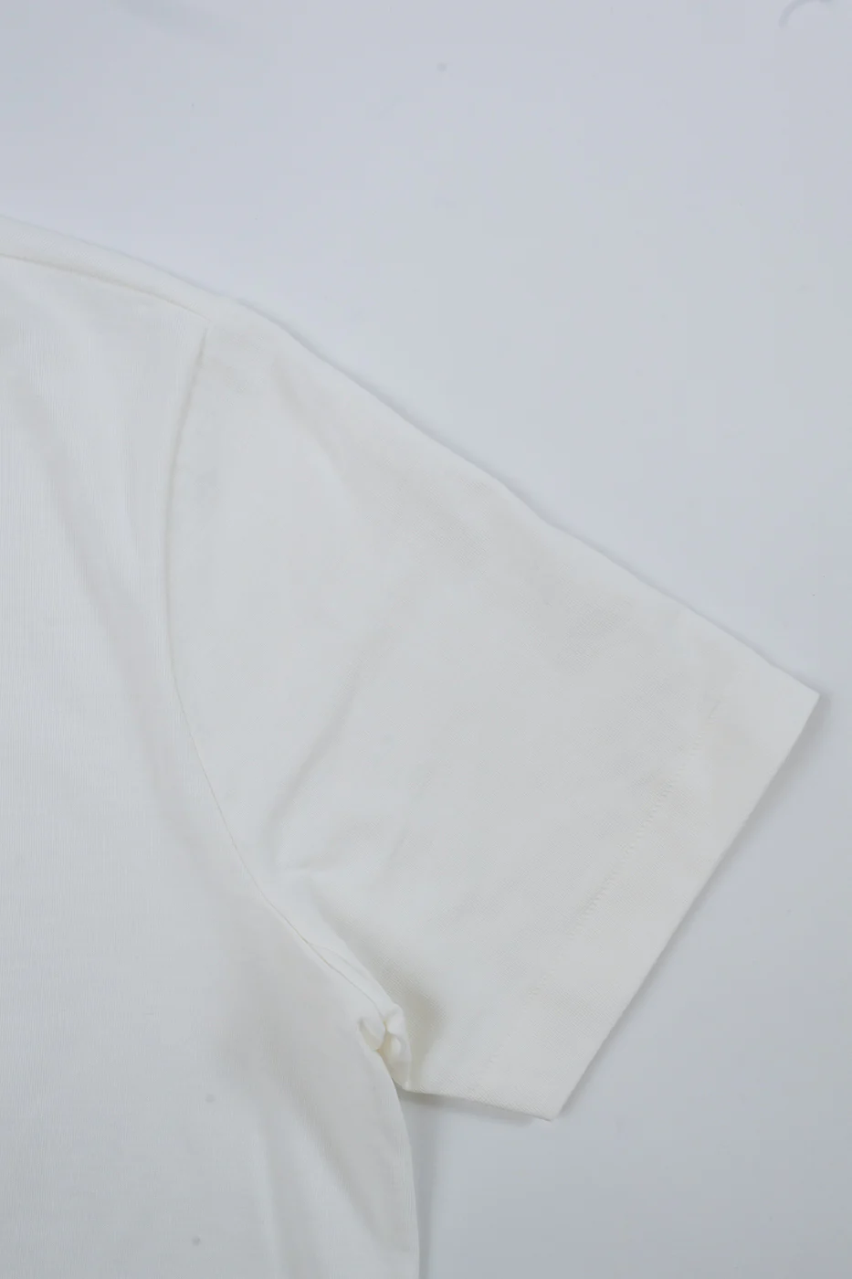 214.01 - 7.2oz Loopwheeled Relax Fit Midweight T-Shirt - White - Image 3