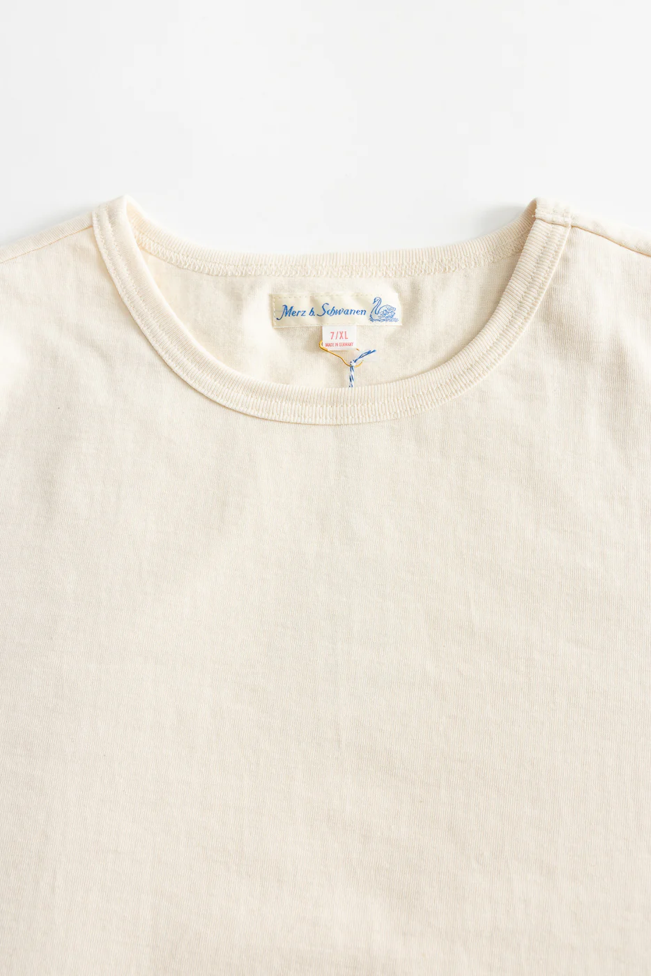 215.02 - 7.2oz Loopwheeled T-Shirt Classic Fit - Nature - Image 2