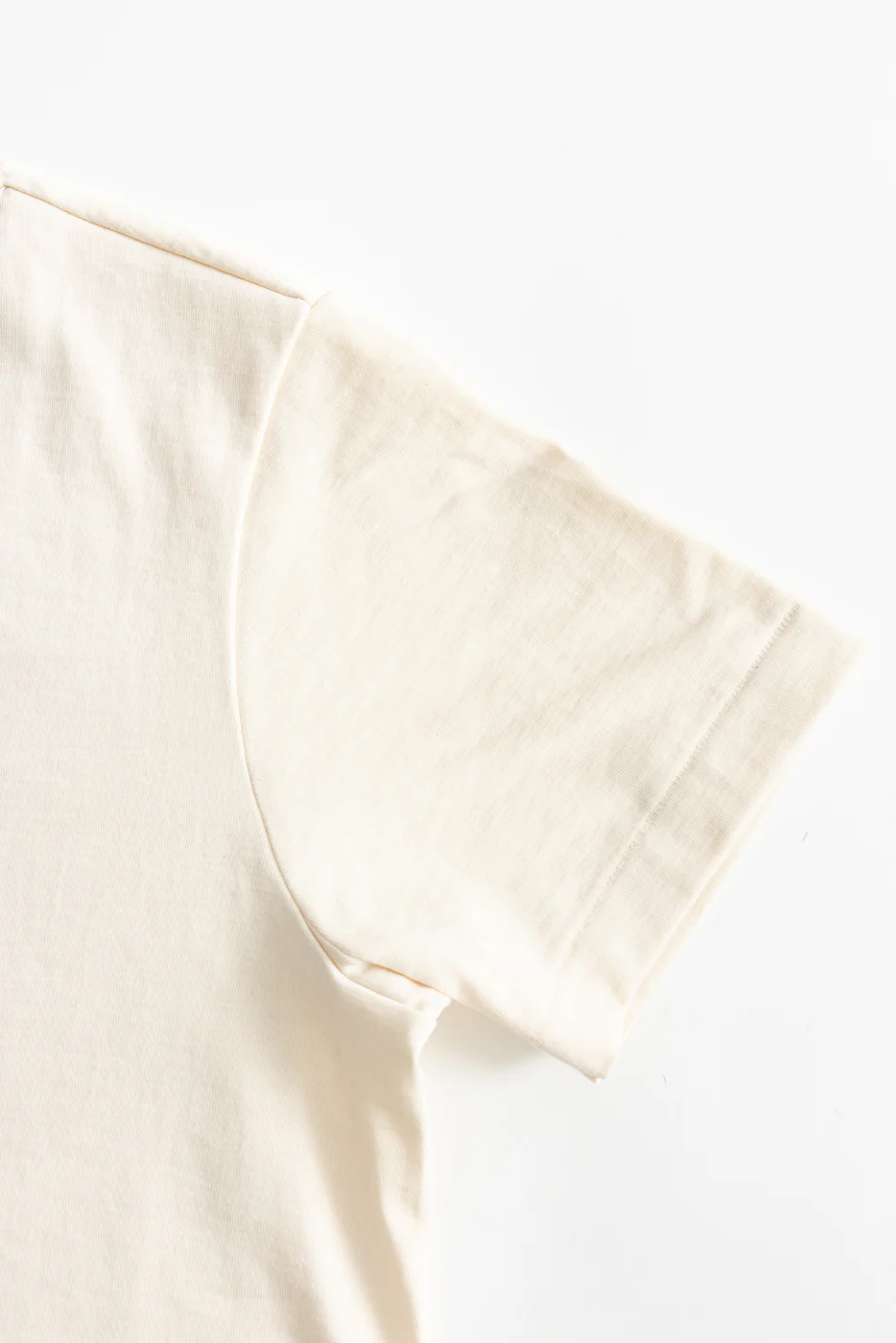 215.02 - 7.2oz Loopwheeled T-Shirt Classic Fit - Nature - Image 3