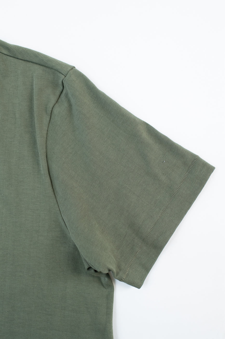 215.40 - 7.2oz Loopwheeled T-Shirt Classic Fit - Army - Image 3
