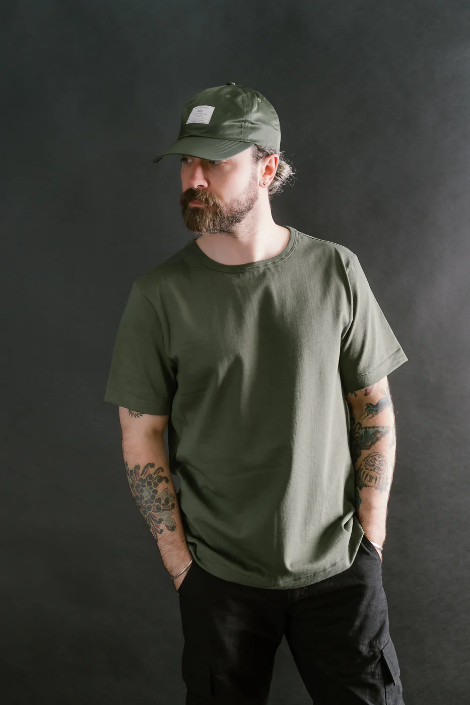 215.40 - 7.2oz Loopwheeled T-Shirt Classic Fit - Army - Image 9