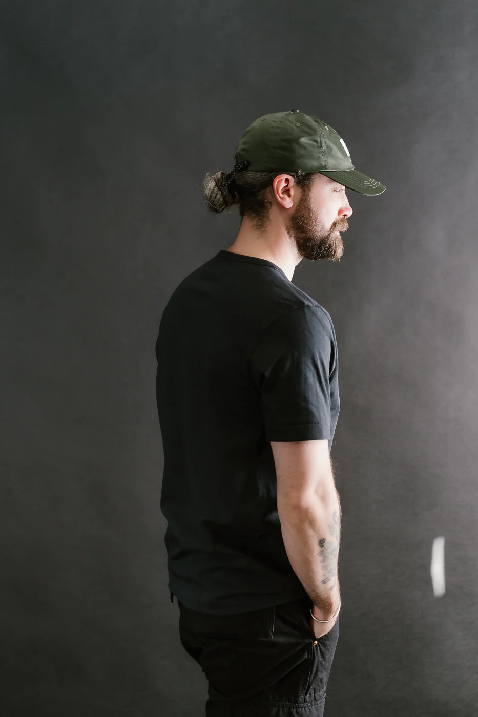 215.98 - 7.2oz Loopwheeled T-Shirt Classic Fit - Charcoal - Image 13