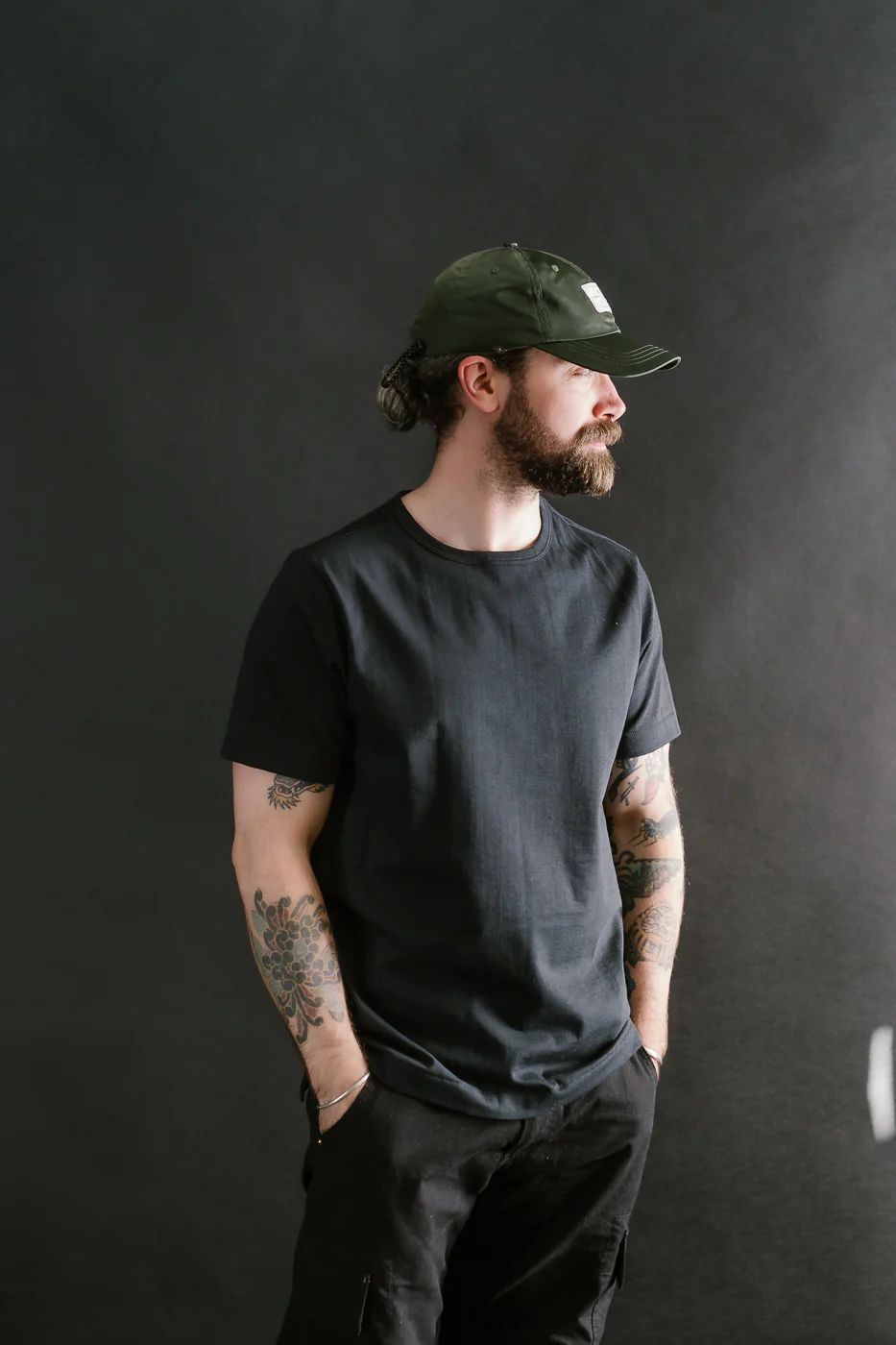215.98 - 7.2oz Loopwheeled T-Shirt Classic Fit - Charcoal - Image 9