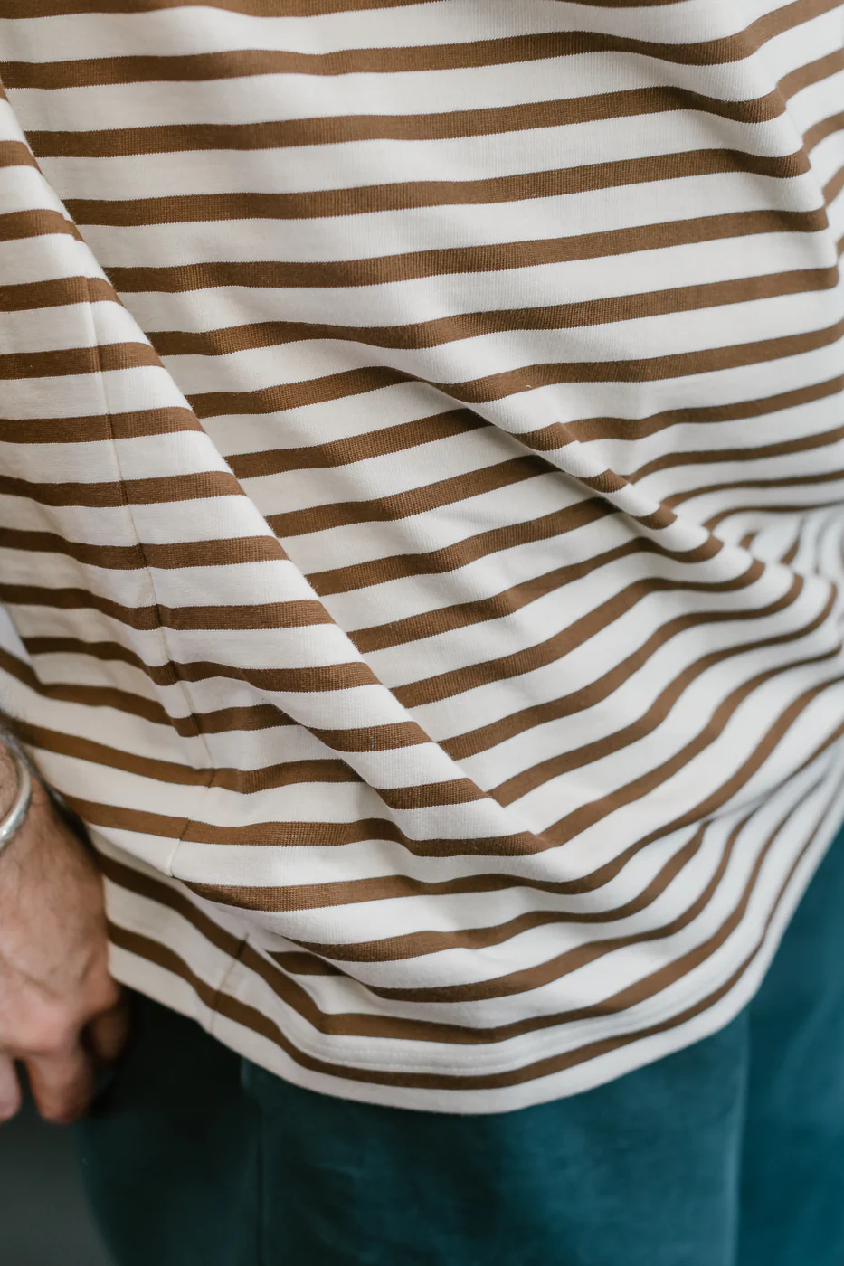 2M14.1202 - 6.8oz Circular Knit Relaxed Fit Stripe T-Shirt - Chestnut, Nature - Image 17