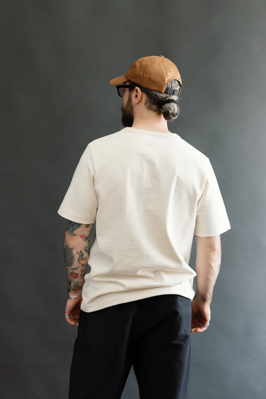 2S14.02 - 10.7oz Loopwheeled Heavy T-Shirt Relaxed Fit - Nature - Image 11