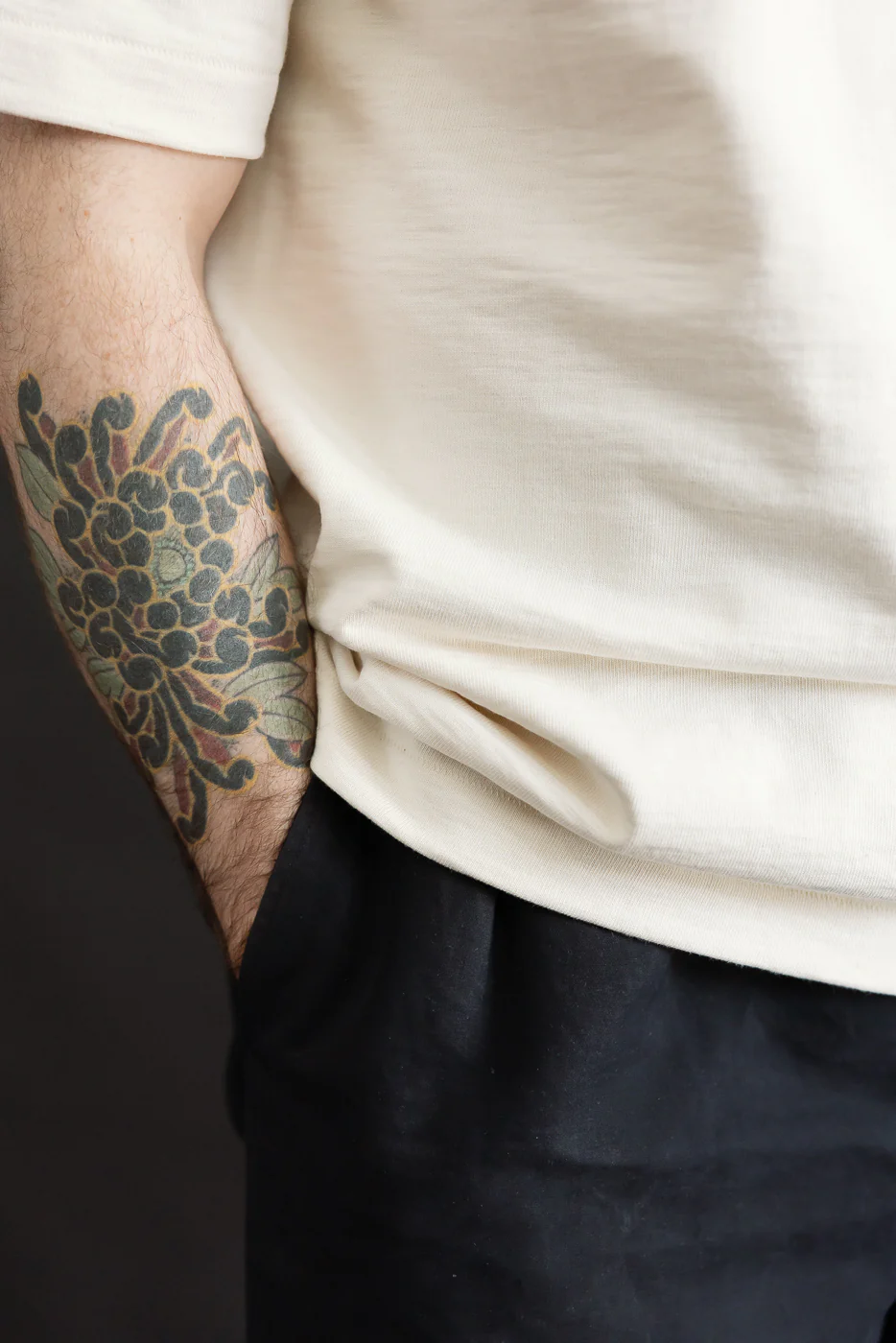 2S14.02 - 10.7oz Loopwheeled Heavy T-Shirt Relaxed Fit - Nature - Image 17