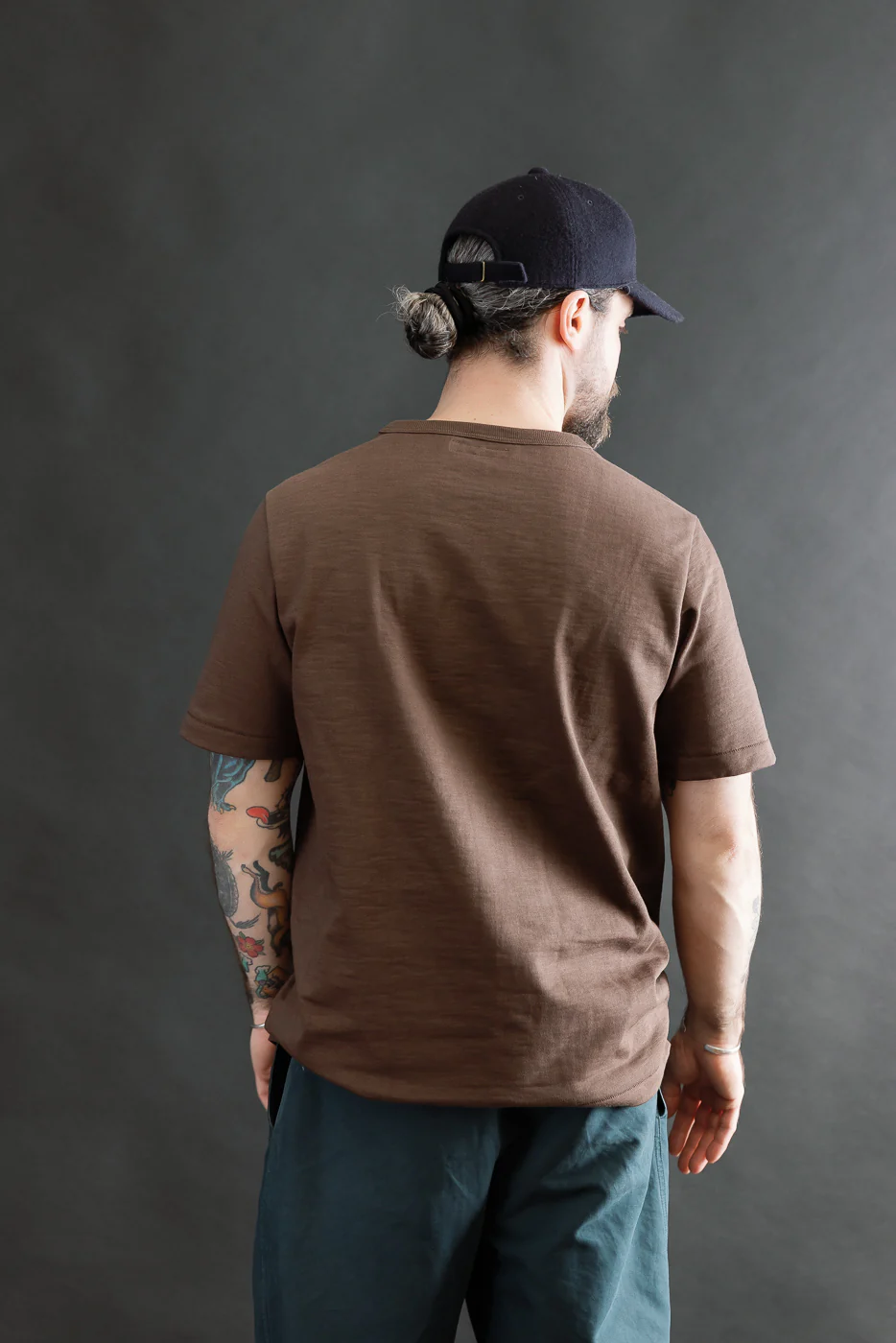 2S14.192 - 10.7oz Loopwheeled Heavy T-Shirt Relaxed Fit - Chocolate - Image 11