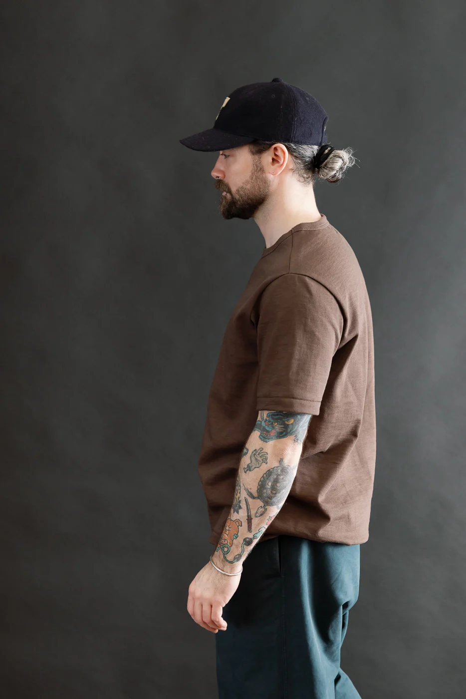 2S14.192 - 10.7oz Loopwheeled Heavy T-Shirt Relaxed Fit - Chocolate - Image 12