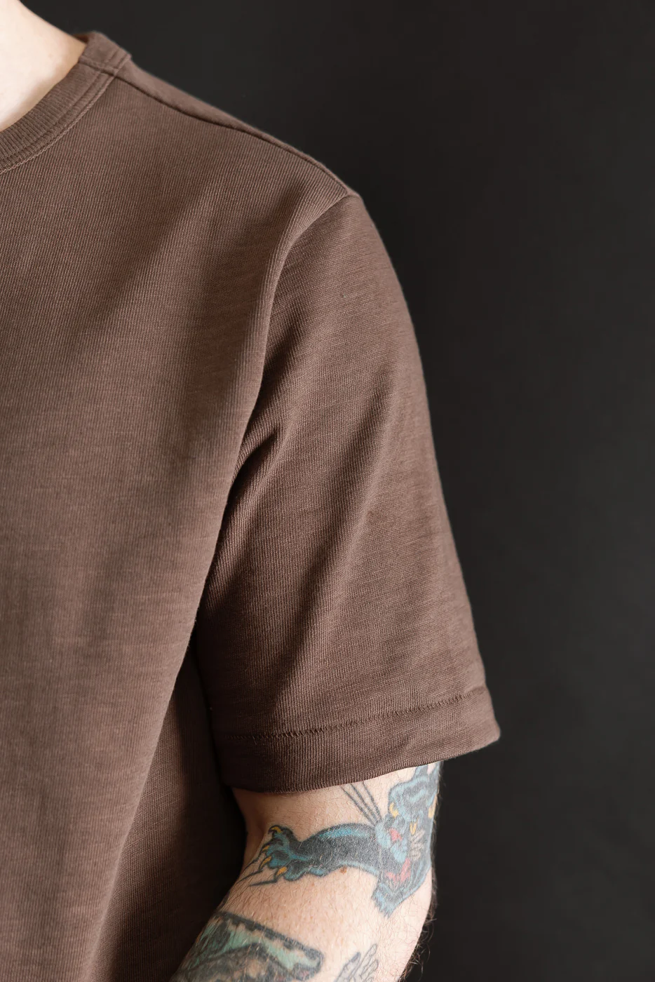 2S14.192 - 10.7oz Loopwheeled Heavy T-Shirt Relaxed Fit - Chocolate - Image 15