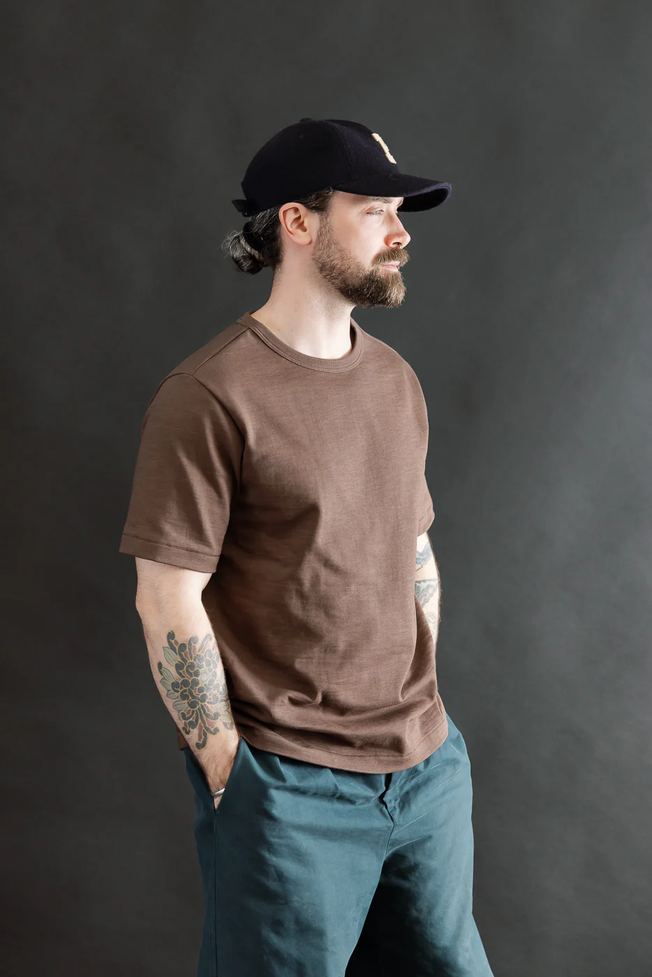 2S14.192 - 10.7oz Loopwheeled Heavy T-Shirt Relaxed Fit - Chocolate - Image 9
