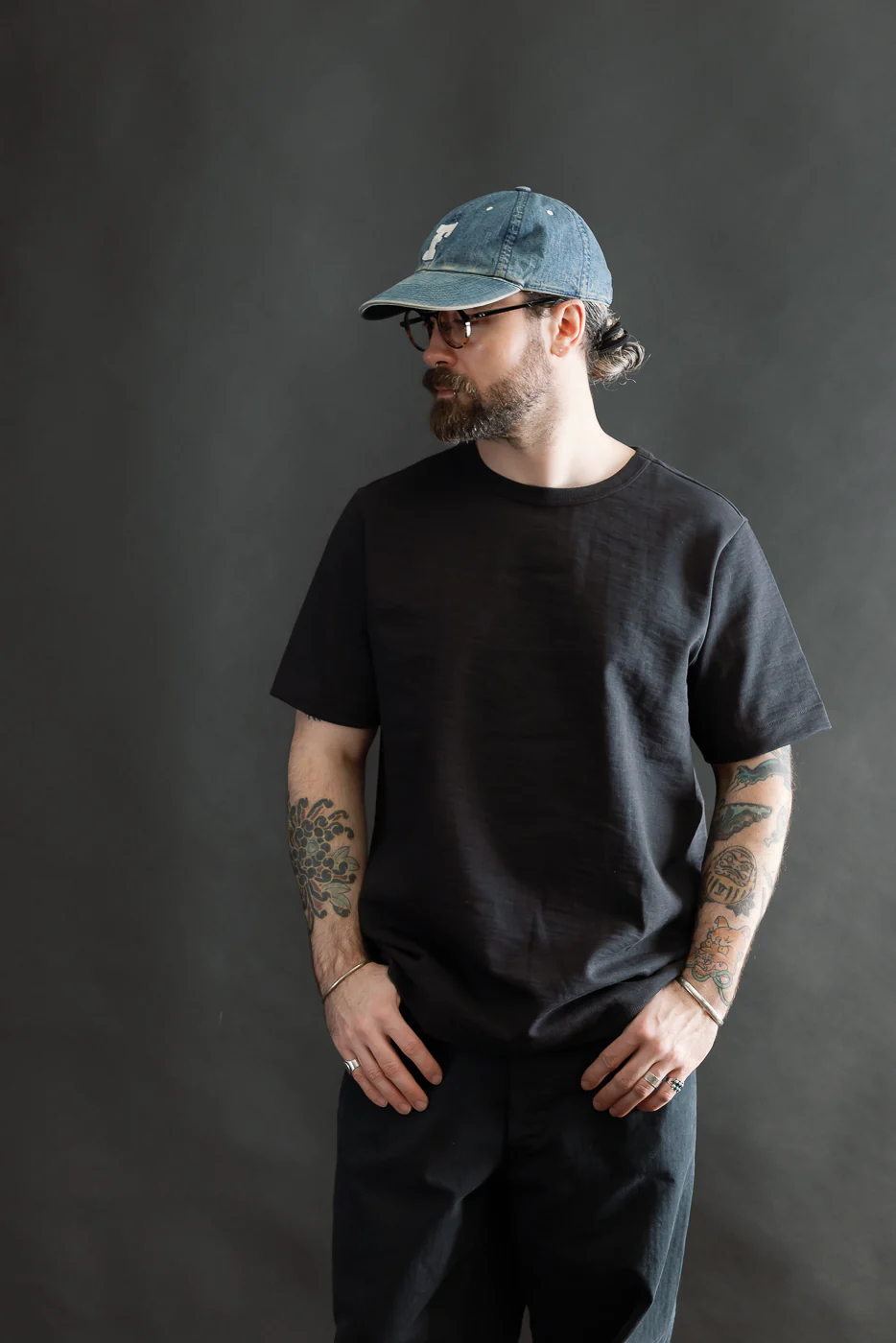 2S14.98 - 10.7oz Loopwheeled Heavy T-Shirt Relaxed Fit - Charcoal - Image 14