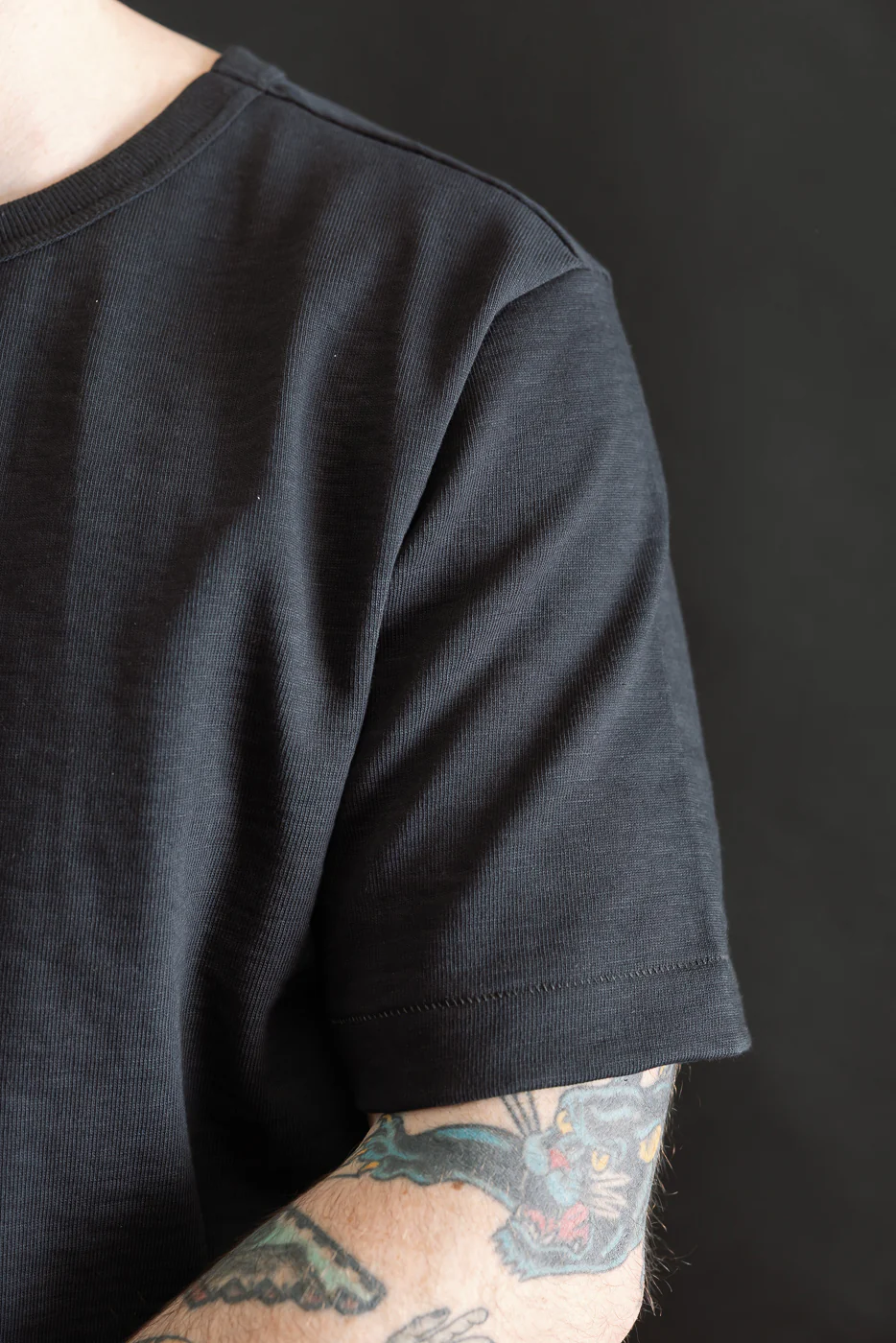 2S14.98 - 10.7oz Loopwheeled Heavy T-Shirt Relaxed Fit - Charcoal - Image 16