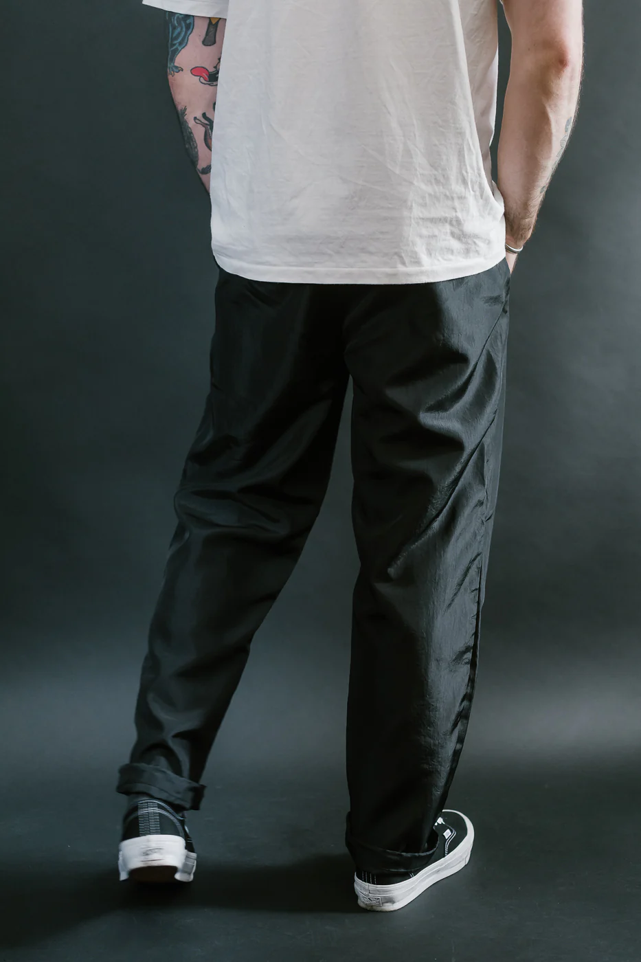3315-MTB - E-Z Lax 4 Metallic Taffeta - Black - Image 13