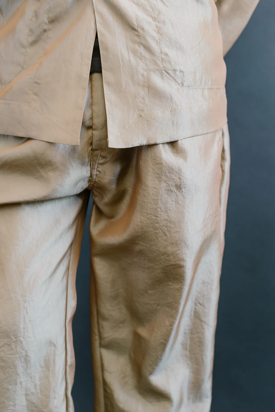 3315-MTK - E-Z Lax 4 Metallic Taffeta - Khaki - Image 18