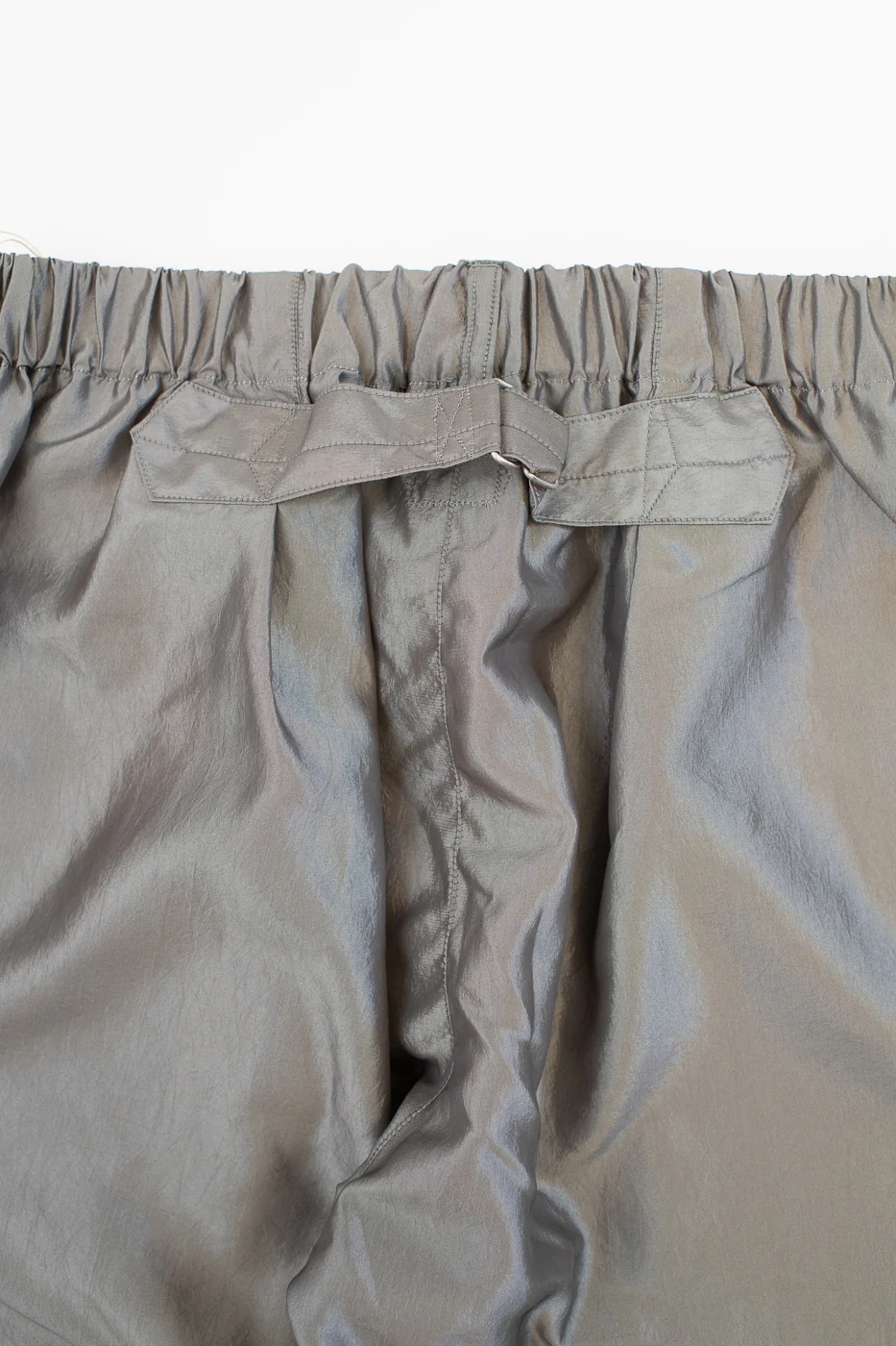 3315-MTS - E-Z Lax 4 Metallic Taffeta - Silver Grey - Image 2
