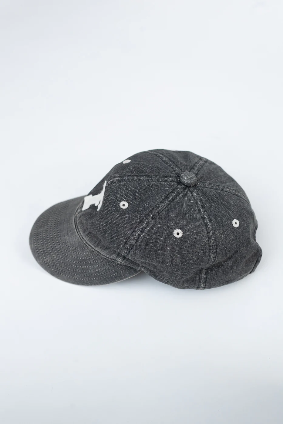 6843HW - 6 Panel Denim Baseball Cap 'F' Patch - Black Vintage Wash - Image 3