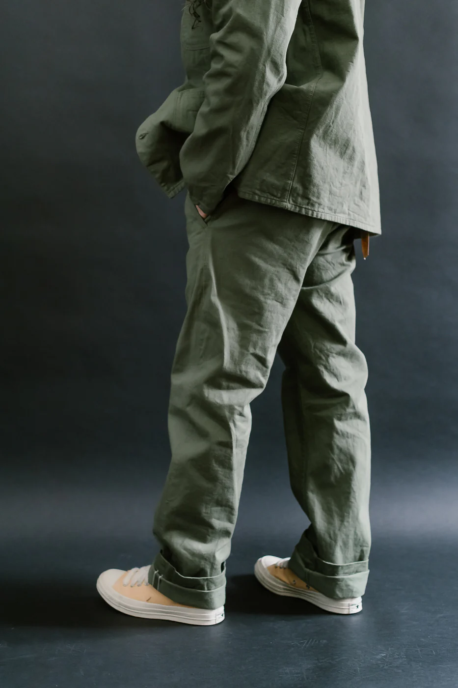 737-SVC-LOL - 9.5oz Selvedge Chino Trouser Light Olive - Relaxed Straight - Image 14