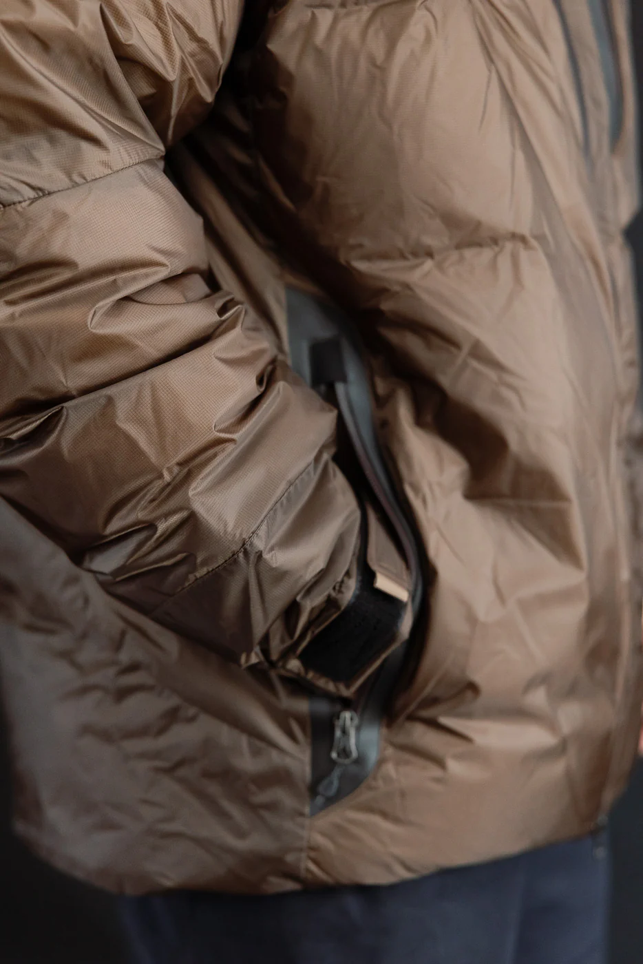 Aurora Light Down Jacket Mikami - Brown - Image 26