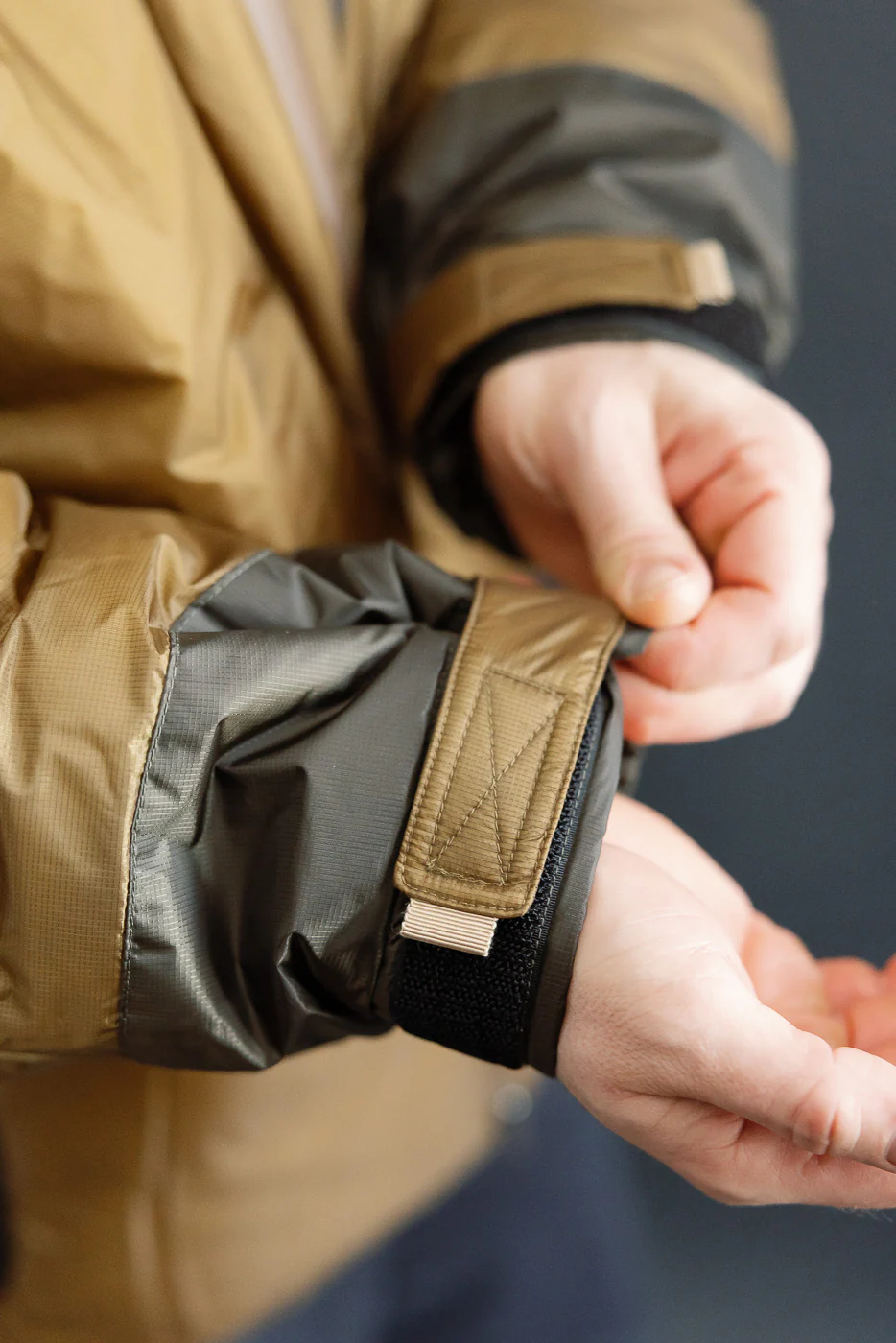 Aurora Light Down Stand Collar Jacket Mikami - Coyote - Image 23