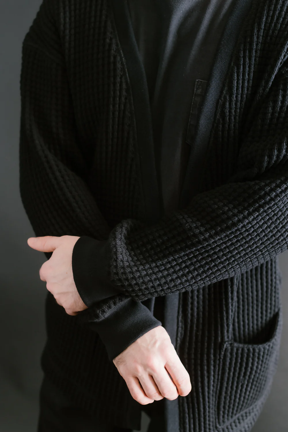Big Waffle Cardigan - 07 Black - Image 17