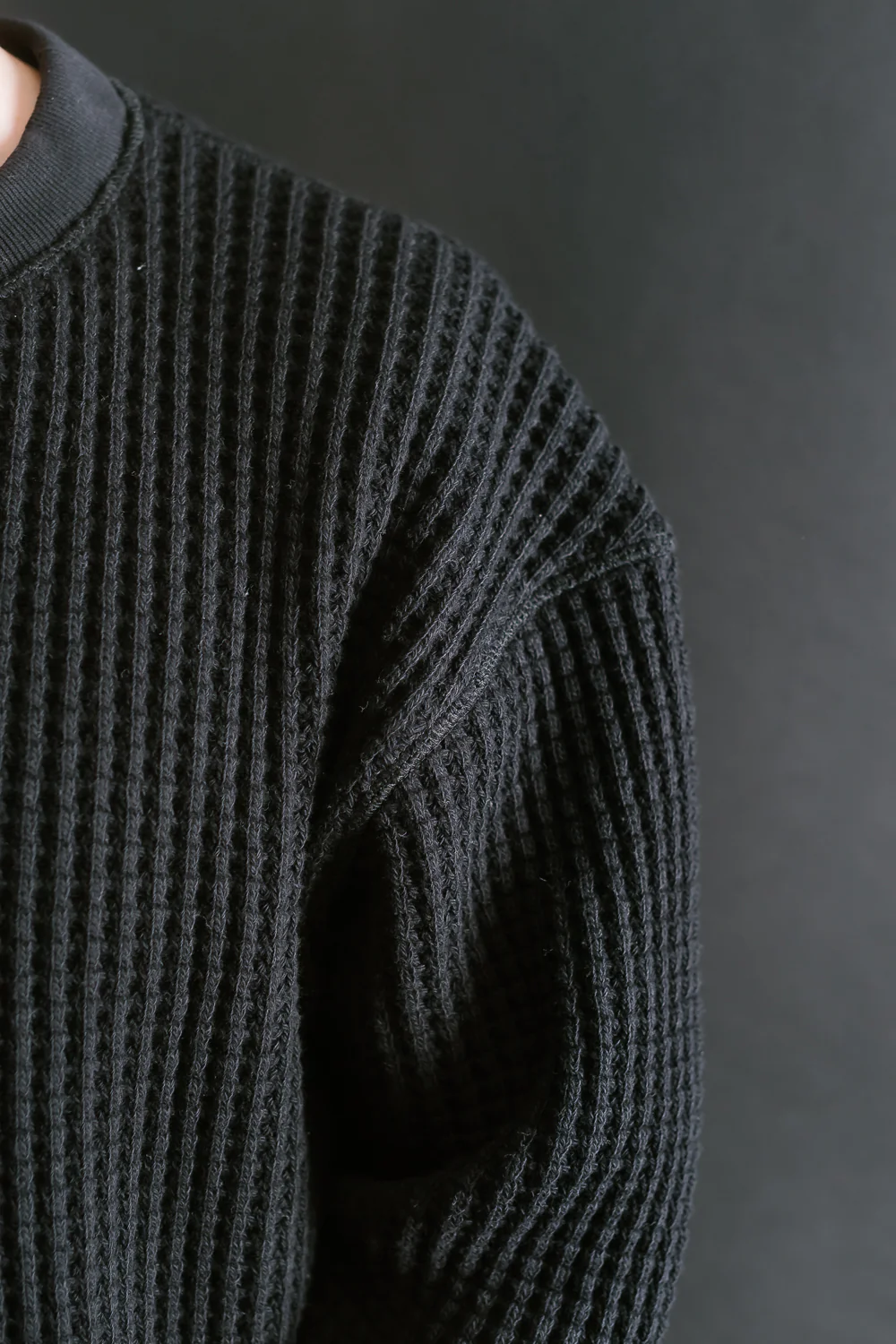 Big Waffle Crew Neck - 07 Black - Image 15