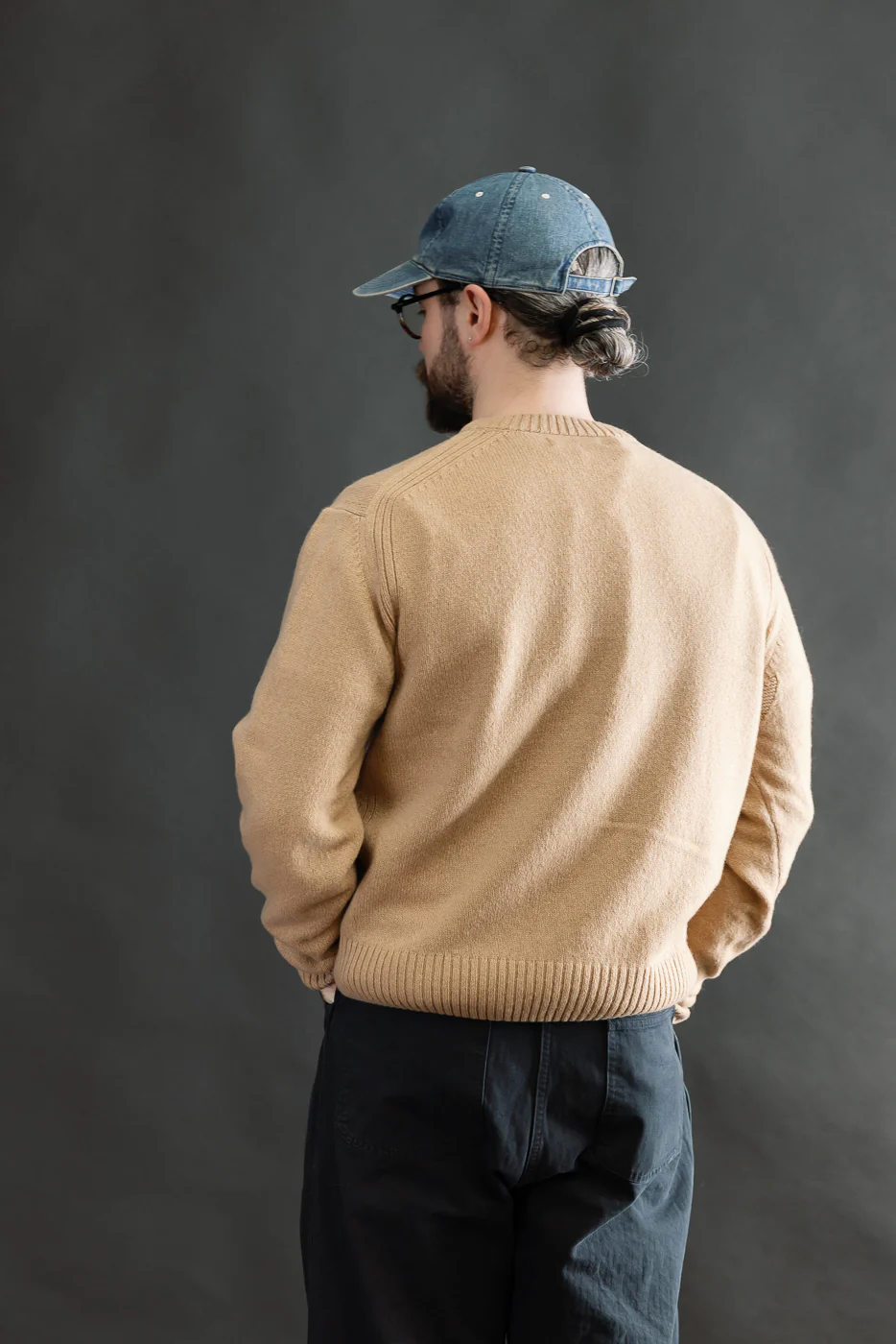 CASH01.11 - Recycled Cashmere Sweater - Toffee - Image 12