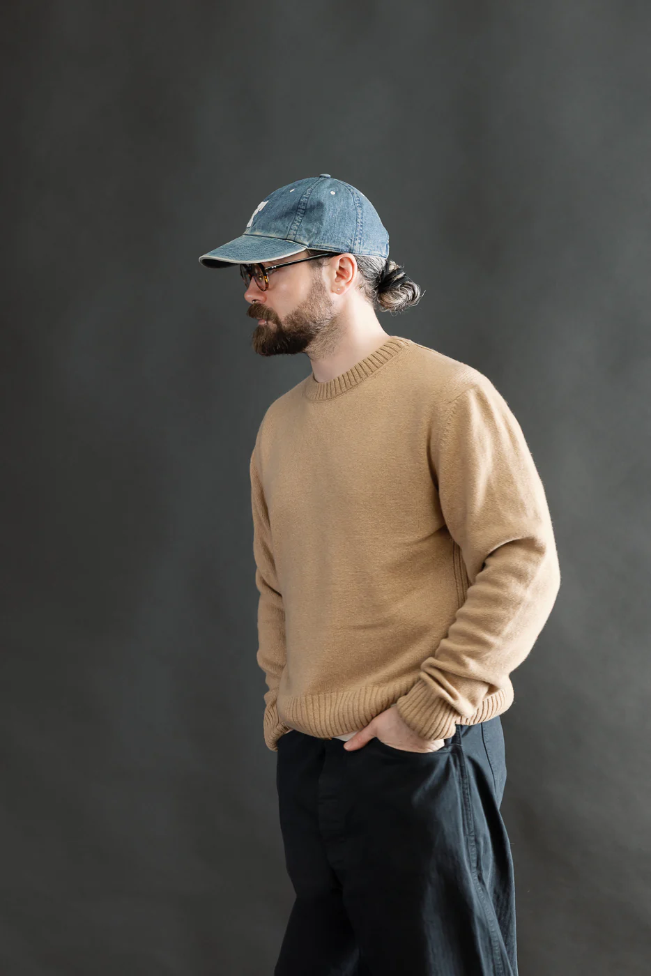 CASH01.11 - Recycled Cashmere Sweater - Toffee - Image 14