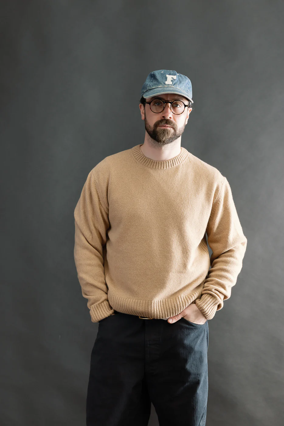 CASH01.11 - Recycled Cashmere Sweater - Toffee - Image 15