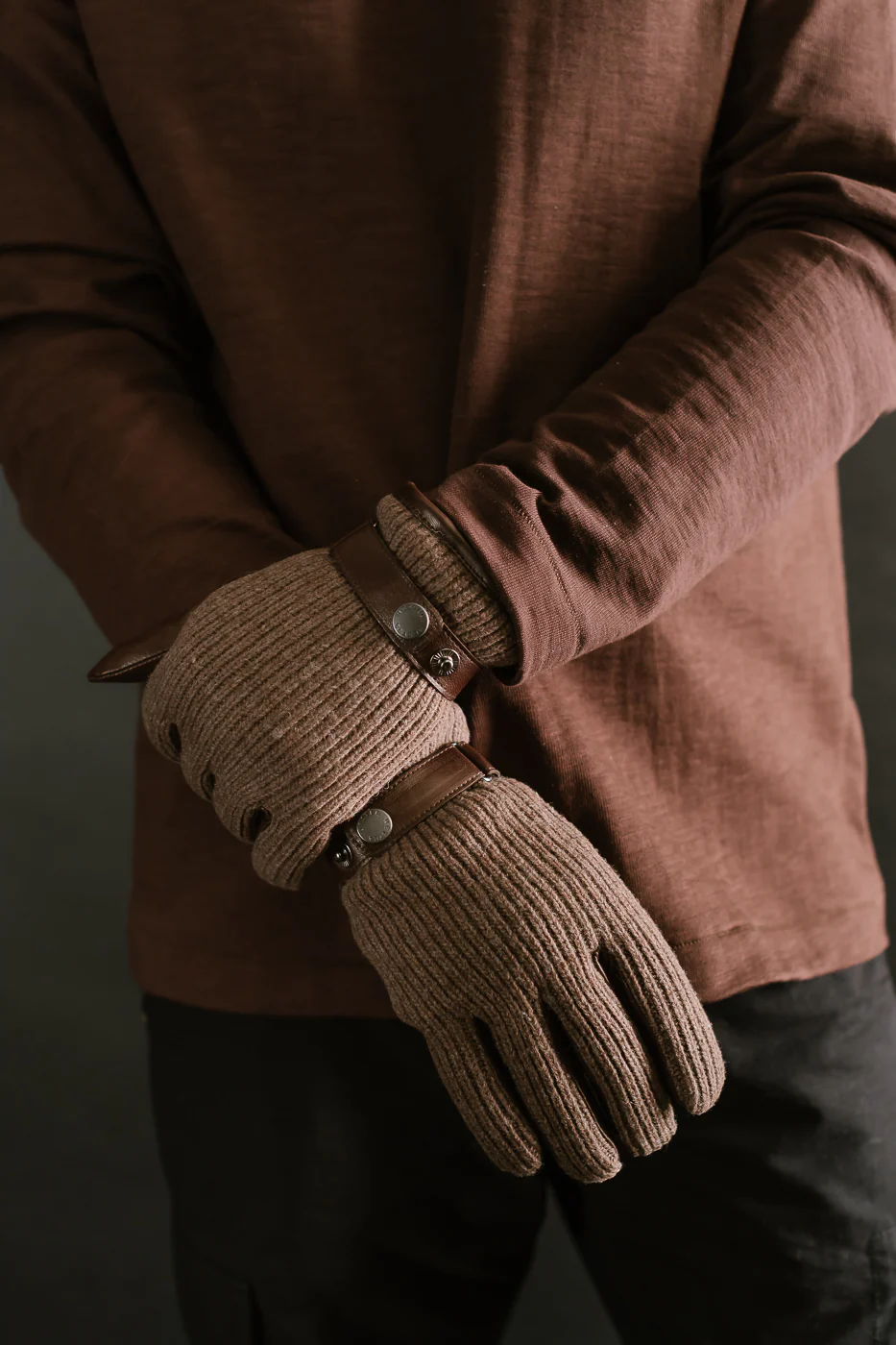 Christopher Glove - Espresso - Image 4