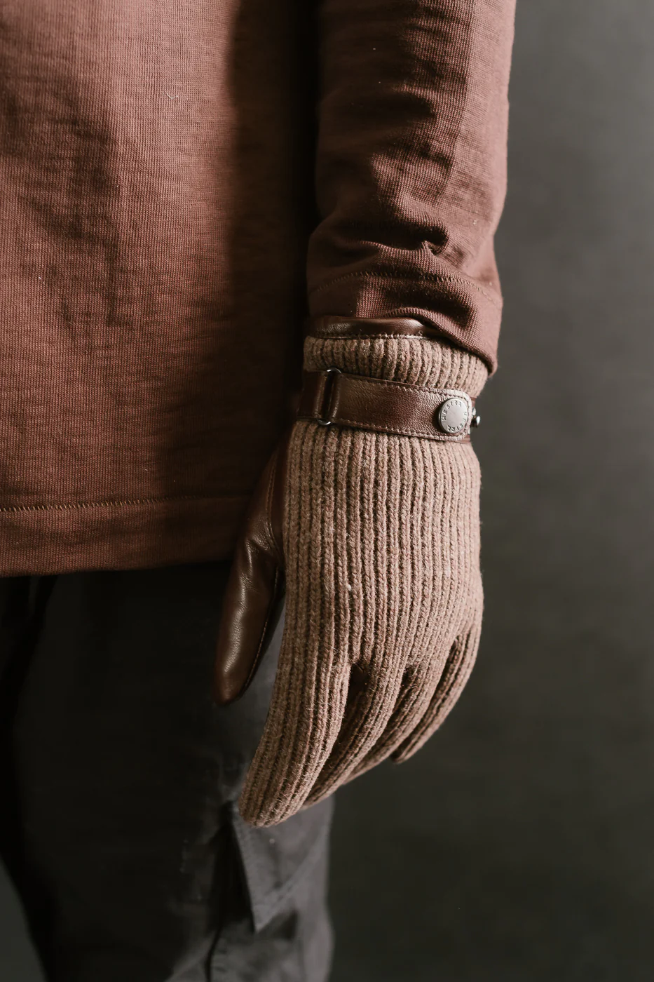 Christopher Glove - Espresso - Image 5