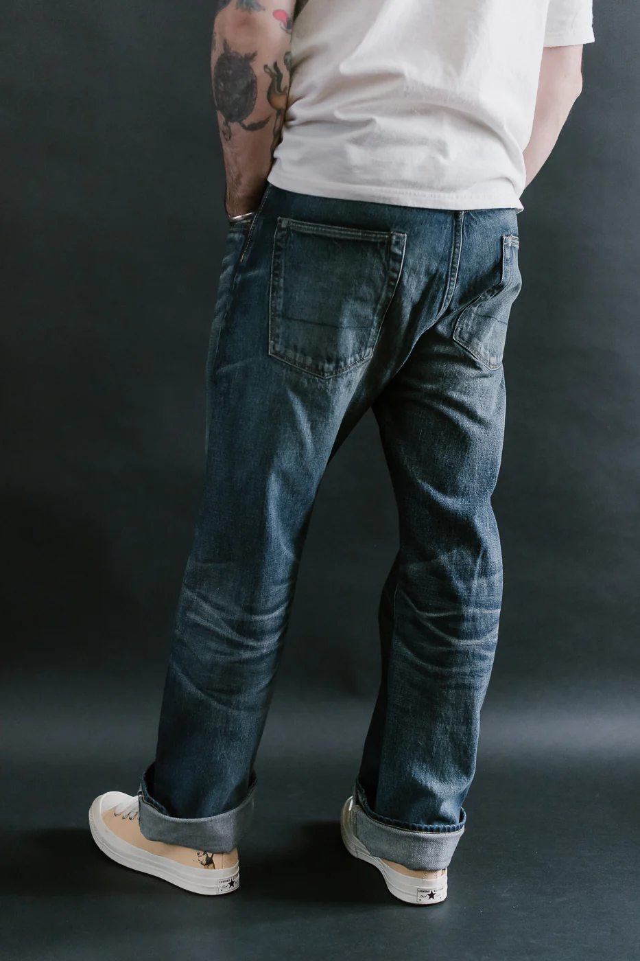 D1890US - 13oz Used-Wash Indigo Selvedge Denim - Loose Straight - Image 13