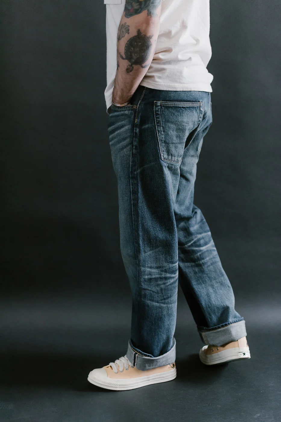 D1890US - 13oz Used-Wash Indigo Selvedge Denim - Loose Straight - Image 14