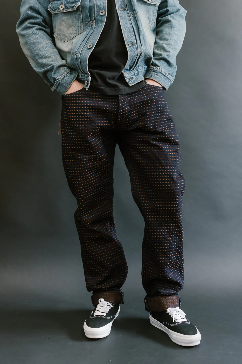 D1897S - 15.5oz "Kakishibu Sashiko" Indigo Jacquard Denim - Relaxed Taper - Image 9
