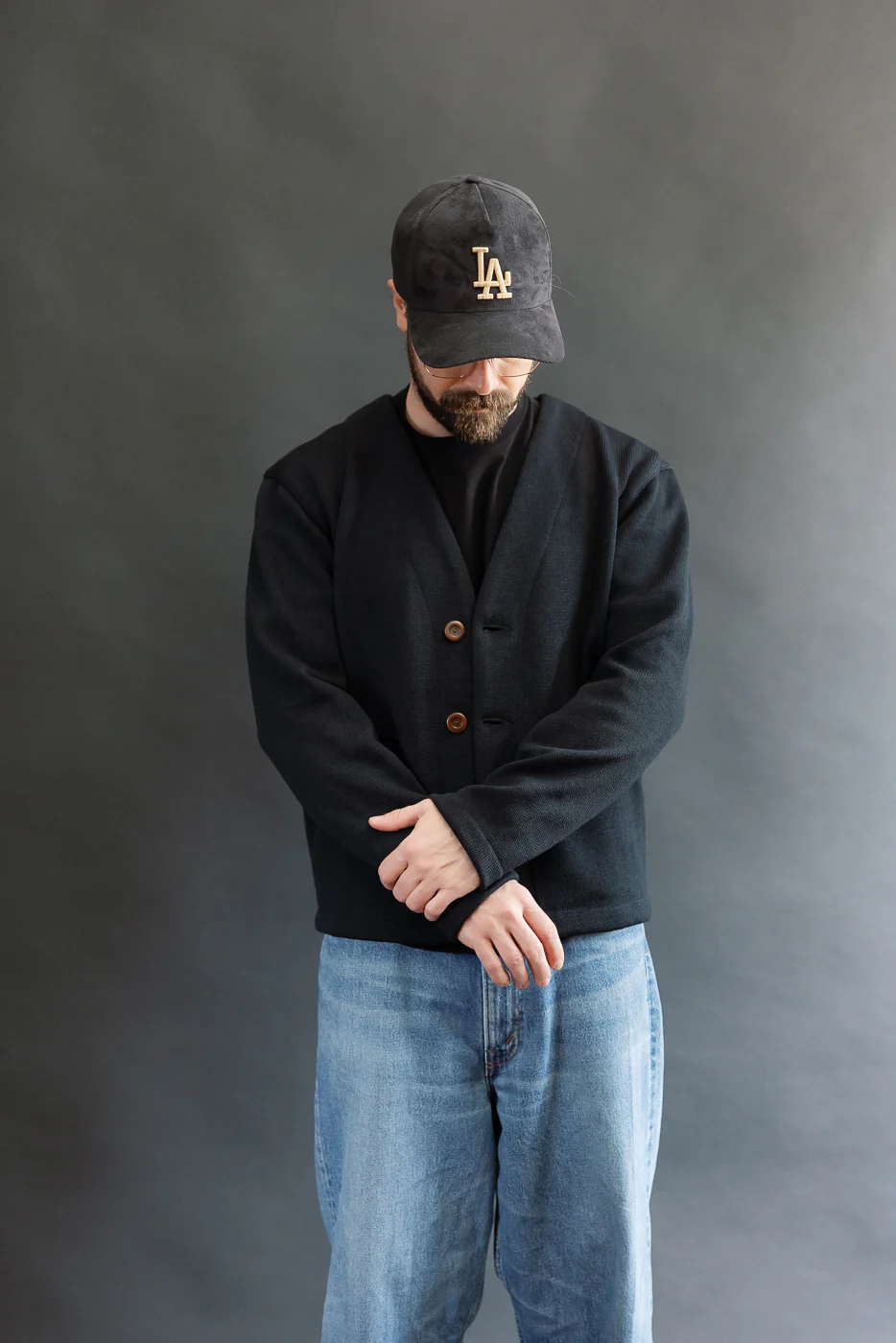 Dant Exclusive Slouchy Cardigan - Black - Image 15