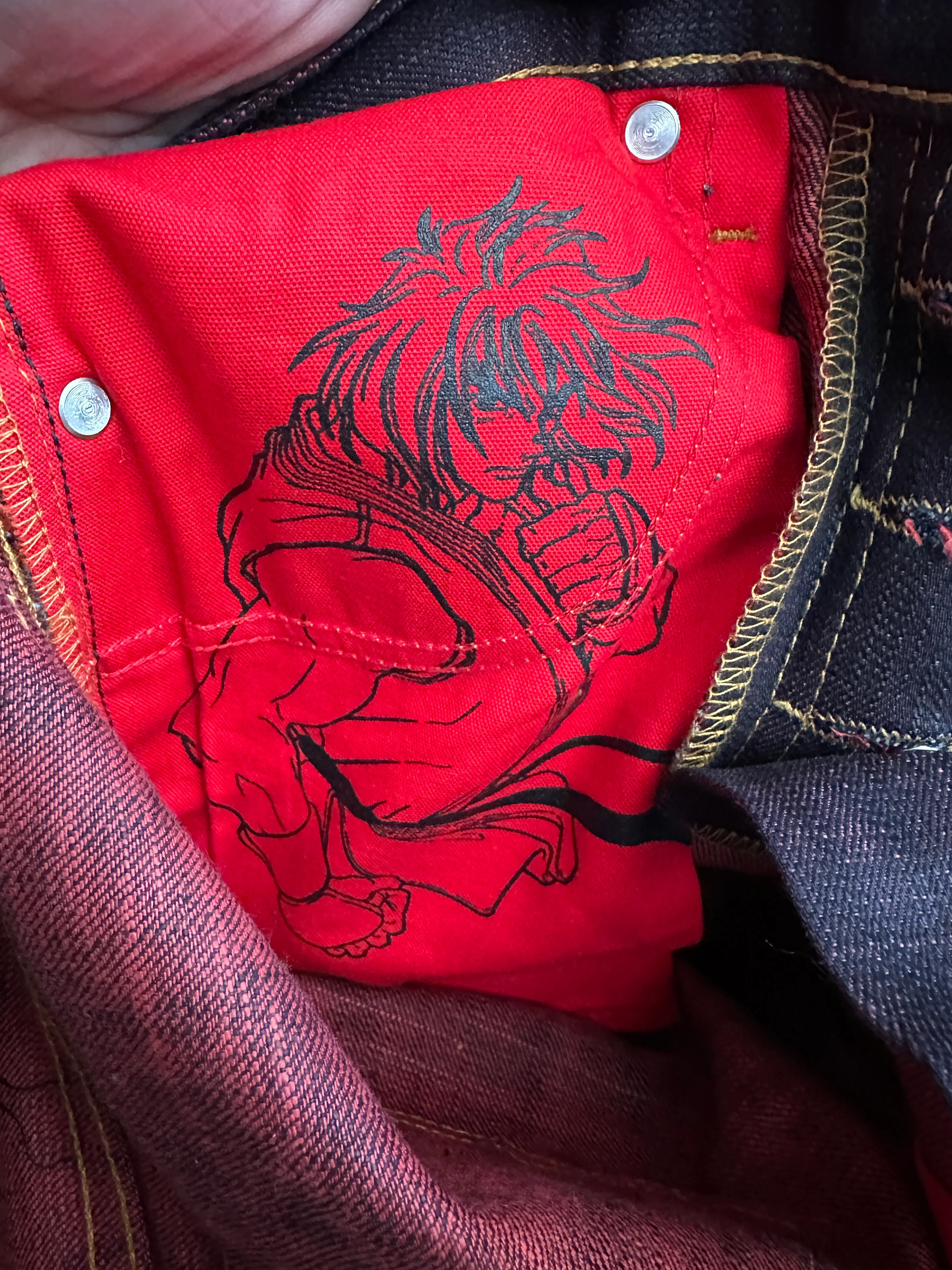Gently Used - 12.5oz Street Fighter II Ken Shoryuken - Super Guy - 31x29 - Image 4